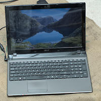 Acer 5750 Laptop