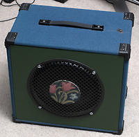 A Speaker Cabinet for Electric Guitar 12inch