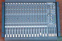 Mackie 1604 Mixer - Faulty